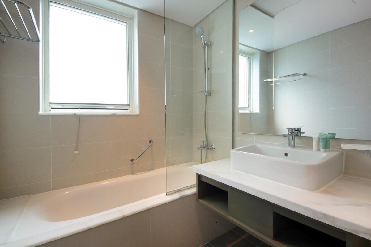 Apartment Luxury 2br In Damac Prive Near Mall *