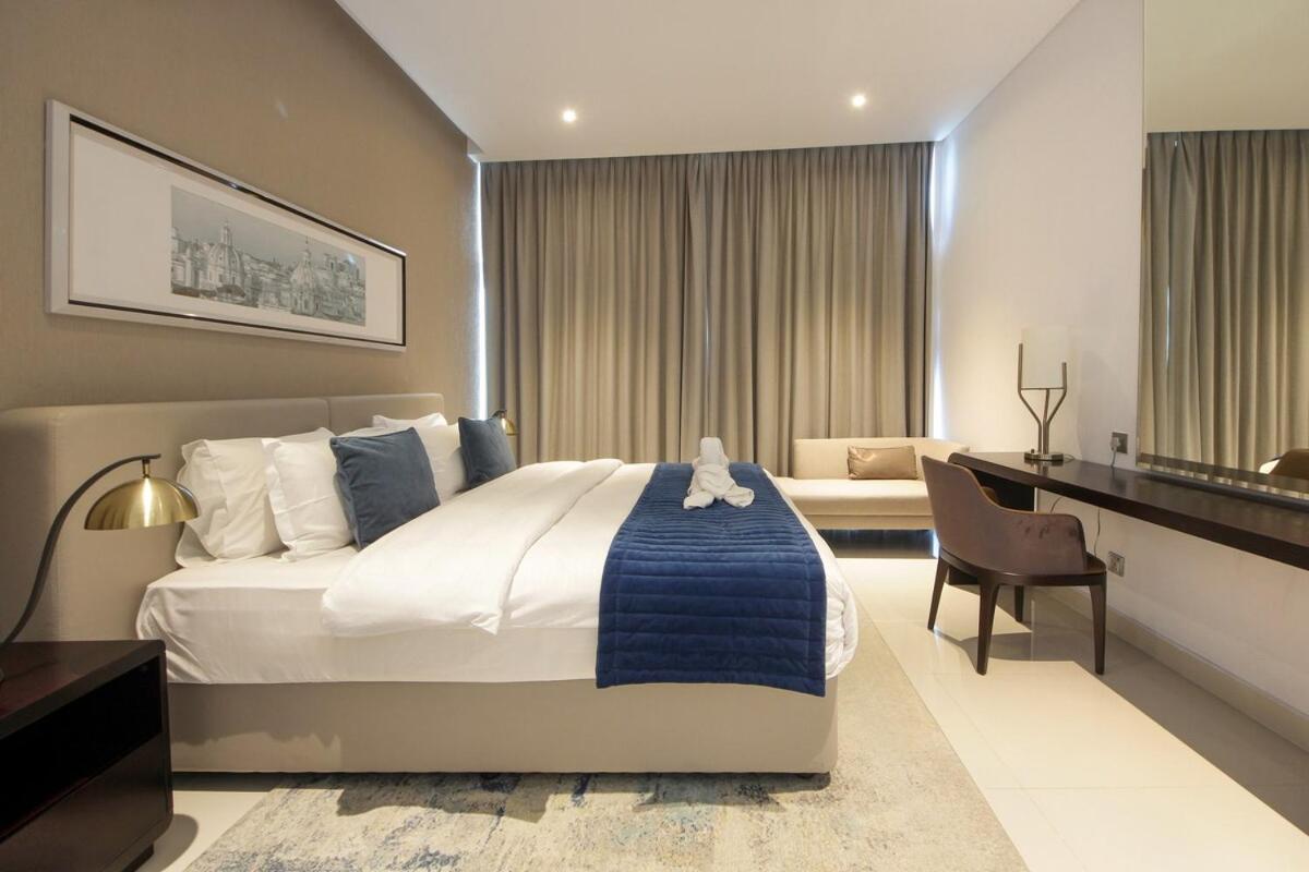 Luxury 2br In Damac Prive Near Mall Apartment *