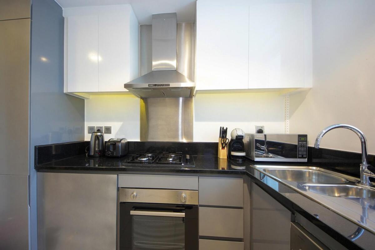 Luxury 2br In Damac Prive Near Mall Apartment Dubai
