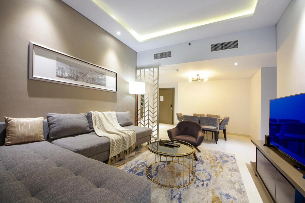Luxury 2br In Damac Prive Near Mall *